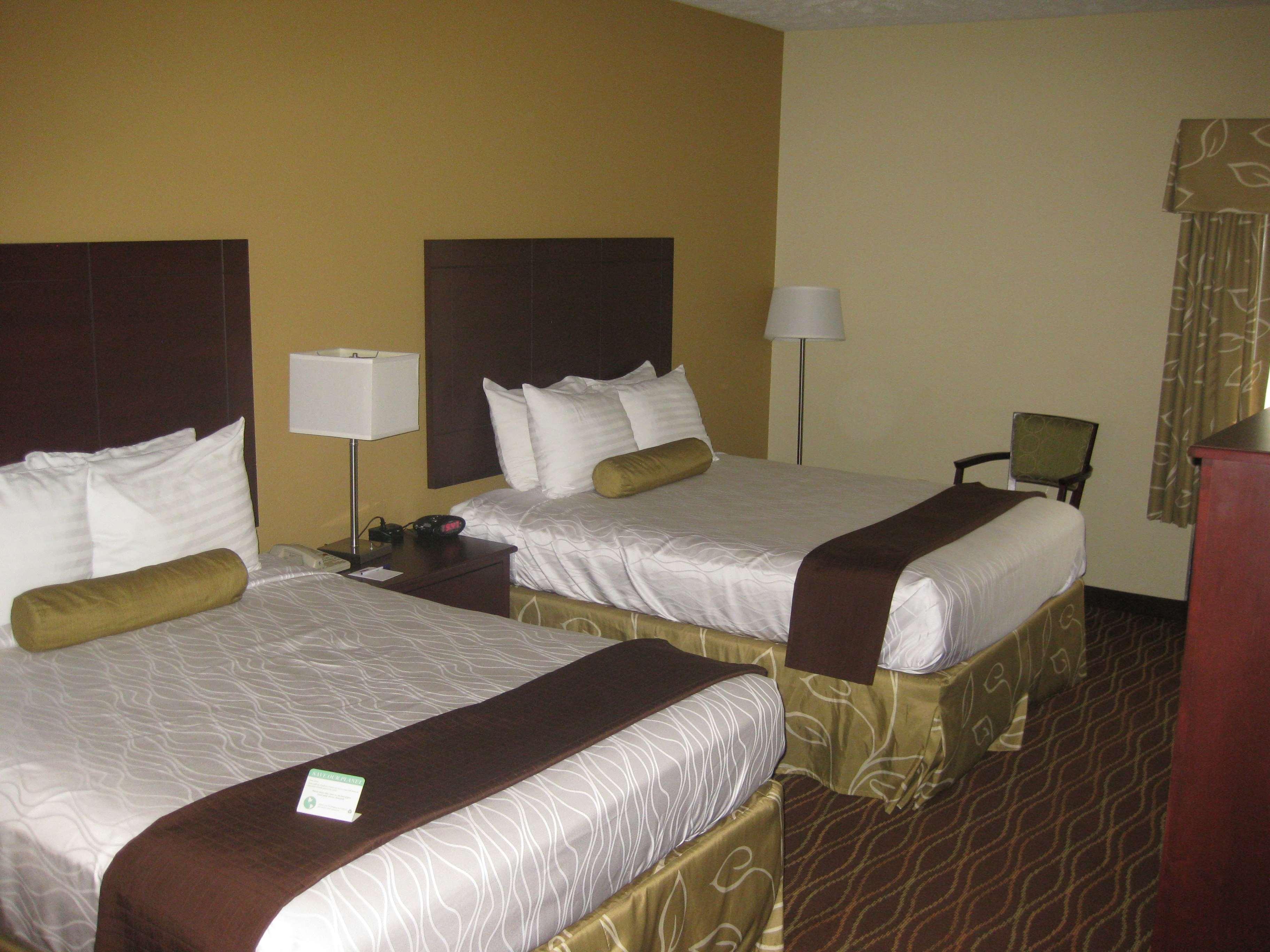 Best Western Plus Springfield Airport Inn Экстерьер фото