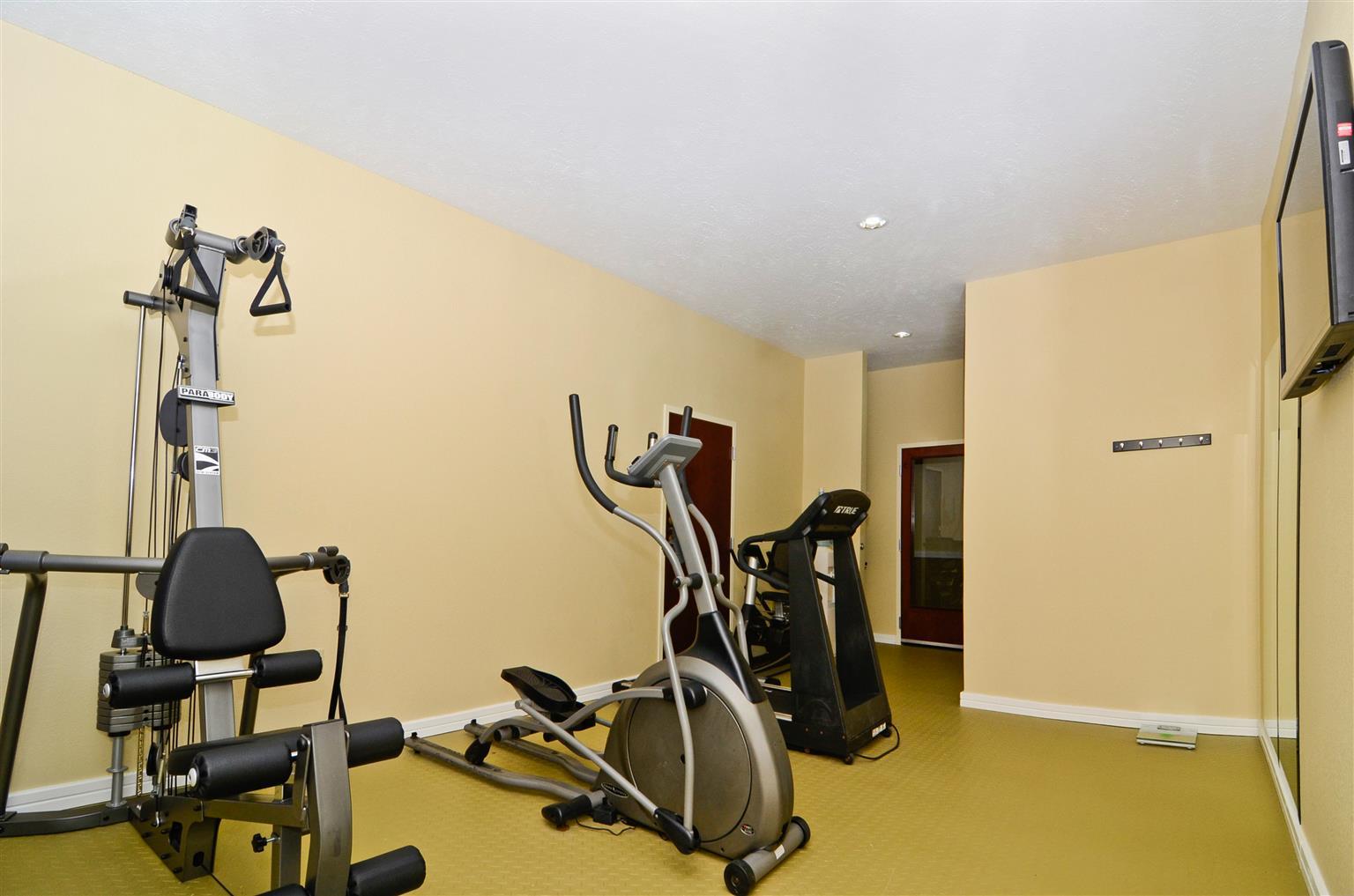 Best Western Plus Springfield Airport Inn Экстерьер фото