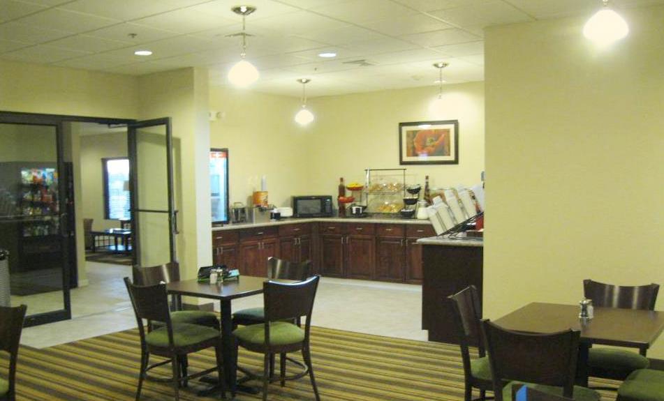 Best Western Plus Springfield Airport Inn Ресторан фото